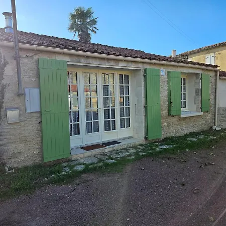 Feriehus Authentique Chai Oleronais De Gaston Et Odette Saint-Georges-d'Oleron